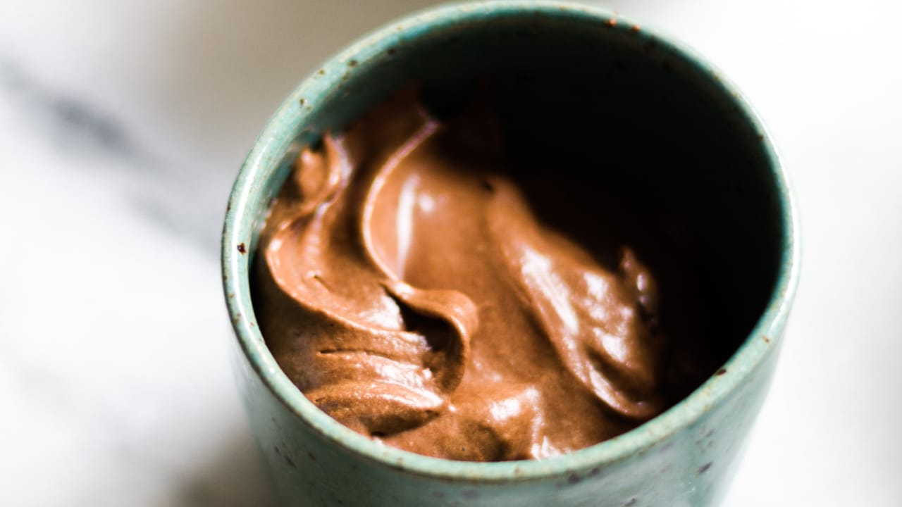 Avocado cacao protein pudding