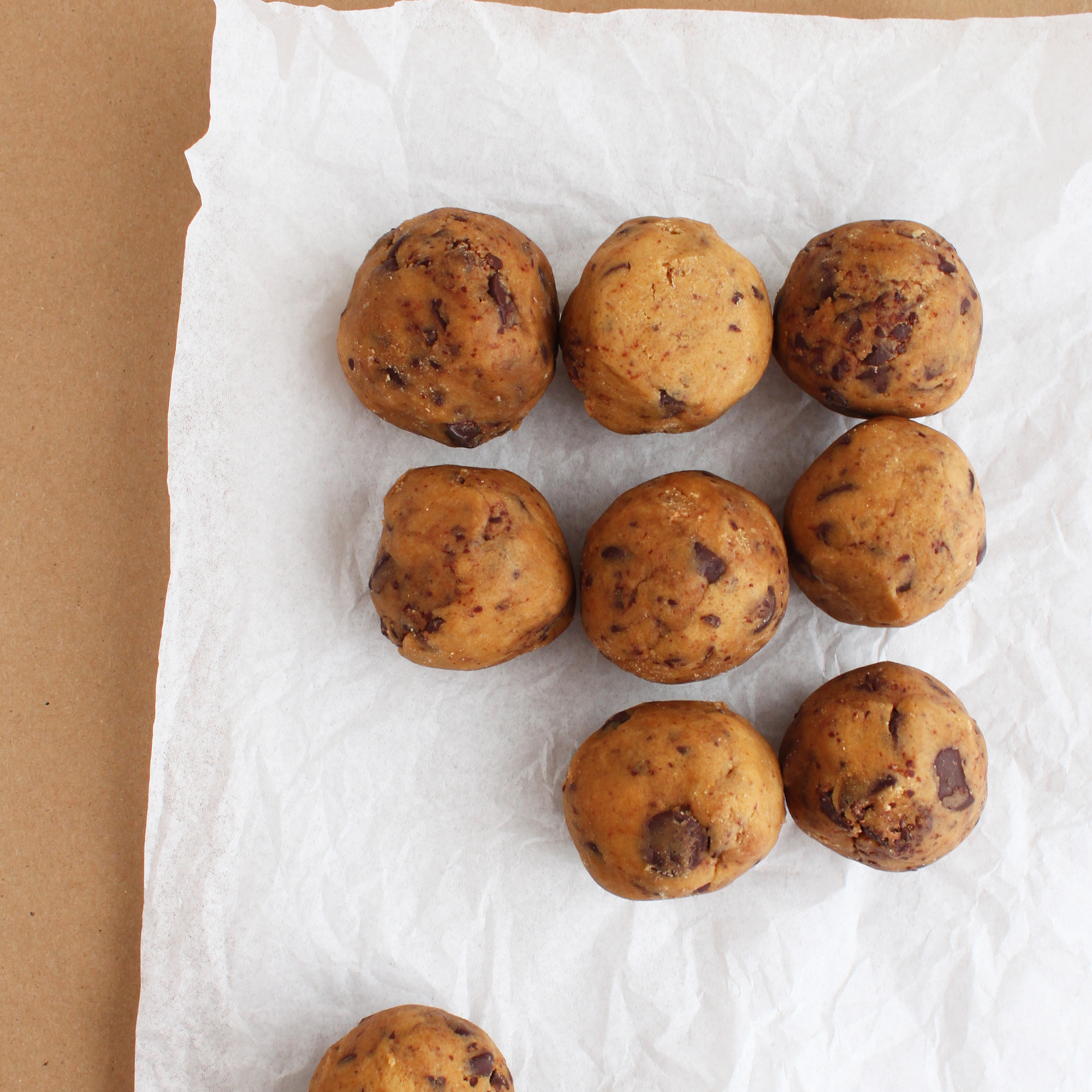 Cookie dough almond balls