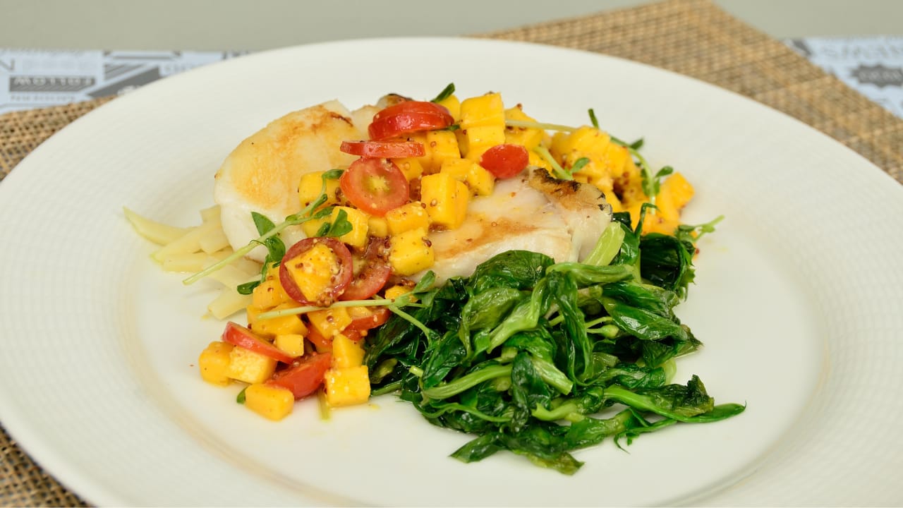 Fish with tropical salsa