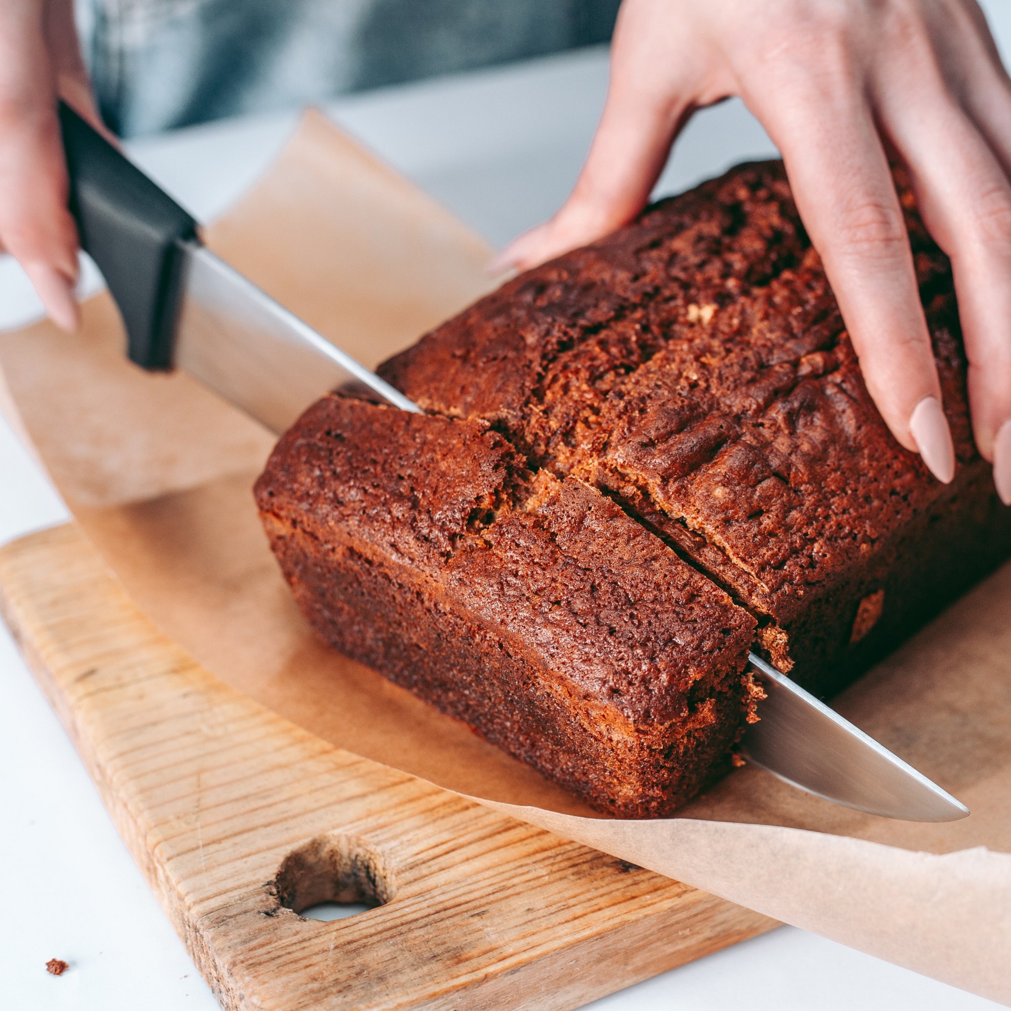 Low-carb pumpkin and walnut loaf